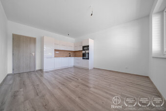 BOSEN | 4 izb. byt v trojdome 100 m2, Zlaté Klasy - 2