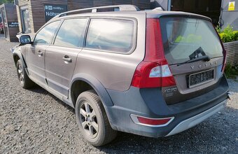 Volvo XC70 2,4 136kw- Náhradní díly - 2