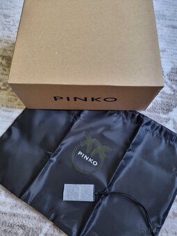 Kožená kabelka Pinko puff - 2