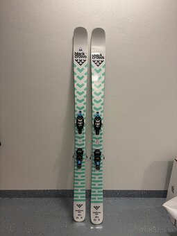 Black Crows Atris 184 cm + viazanie Fritschi Tecton + pásy - 2