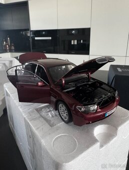 Bmw 7 E65 2001 1:18 Kyosho - 2