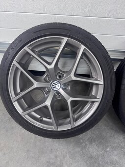 R18 215/45 5x100 - 2