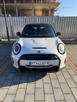 MINI Cooper S 5-dverí - 2
