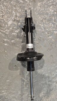 Subaru Forester Tlmič predný - 2