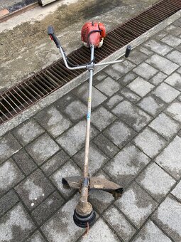 Krovinorez hecht132 - 2