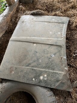 Maska nárazník kapota chrysler 180 - 2