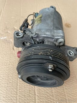 BMW E46 320d klíma kompressor - 2