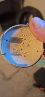 Predam  stredove krytky  original audi 60mm - 2