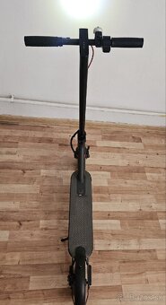 Elektrokolobežka Xiaomi Mi  M365 - 2