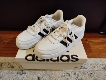 Prechodné tenisky Adidas - veľkosť 40, super stav - 2
