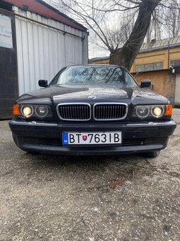 Predám BMW E38 735i V8 - 2