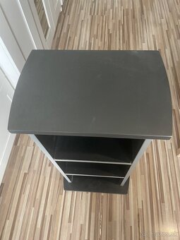 Skrinka na menšie akvárium - 2