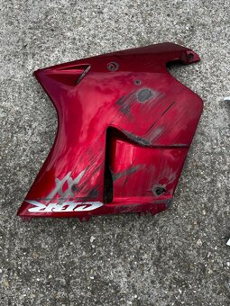 Bočný plast HONDA CBR 1100XX BLACKBIRD - 2