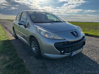 Peugeot 207 - 2