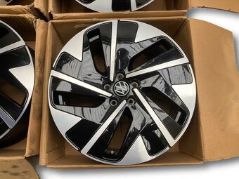 Alu disky Volkswagen R19 5x112 čierne - 2