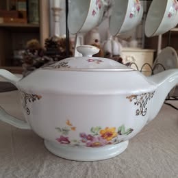 Krásny porcelánový vintage set, aj na doplnenie - 2