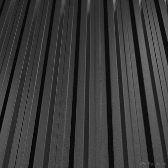 TOP CENA Trapézový plech T18 0,45mm RAL 9005 matná - 2