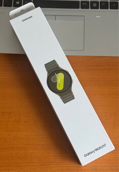 Samsung Galaxy Watch 7 44mm - len rozbalené - 2