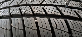 Predám 4ks skoro nové zimné 185/60r15-84T Barum - 2
