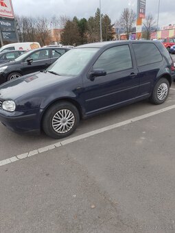 Predám Volkswagen golf 4 1.6 benzin - 2