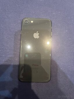 iPhone 8 batéria 100% - 2