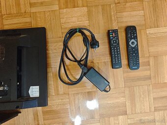 Predam televizor Philips 22PFL2987H - 2