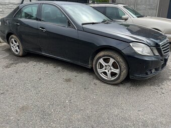 Mercedes Benz E trieda W212 - diely - 2
