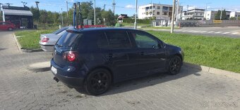 VW Golf V - 2