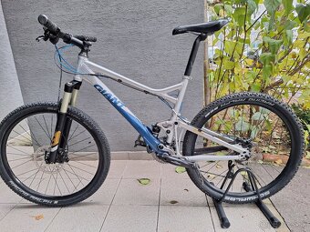 Predam celoodpruzeny horsky bicykel 26 kola Giant - 2