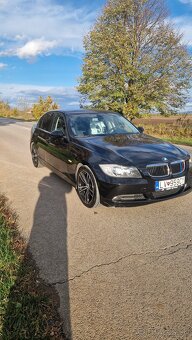 BMW e90 320 d - 2