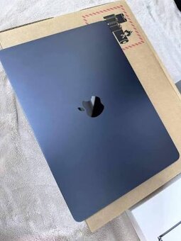MacBook air m4 - 2