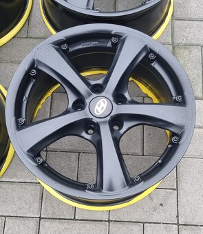 5x114,3 R17 8J ET45 - 2