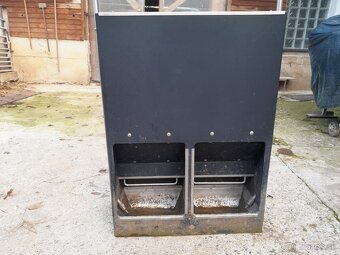 Predám krmítko - 2