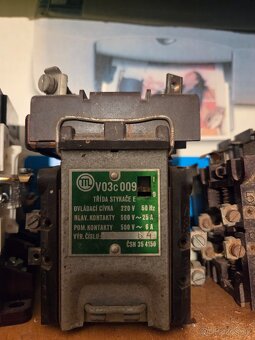 Predám stykače - 2