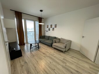 Prenájom 2-izbový byt Cross-Martin - 2