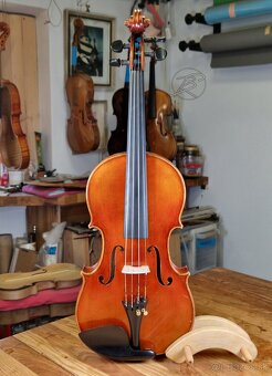 Husle celé 4/4 - 2