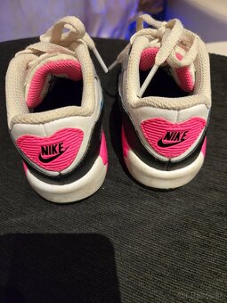 Botasky nike airmax 23,5 - 2