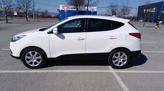Hyundai ix35 2,0 CRDi VGT Style 4x4, Automat, 100 kW/136 PS - 2