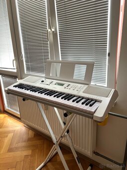 Klávesy Yamaha EZ 300 s dynamikou - 2