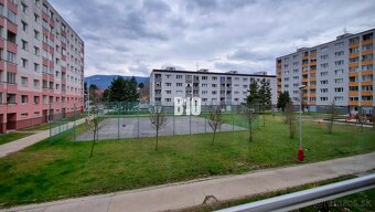 REZERVOVANÉ _ 3-izbový byt na vyvýšenom prízemí o výmere 64 - 2