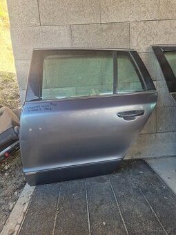 Predám dvere na Škoda Superb 2 II combi - 2