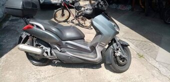 Yamaha 125 Xmax - 2