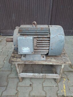 Predám elektrický motor 10Kw - 2