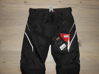 Predam uplne nove damske moto nohavice HELD - 2