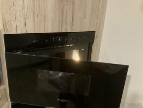Predám zabudovateľnú mikrovlnnú rúru WHIRLPOOL AMW 439/NB - 2