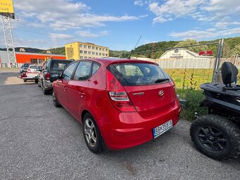 Hyundai i30 1.4 benzin 80kw - 2