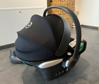 CYBEX Aton B2 i-Size (0–13 kg) + Base One Gold BZP - 2