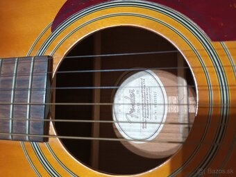 Akustická gitara Fender aj s púzdrom - 2