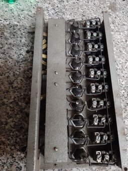 Panel vypínače poistky - 2