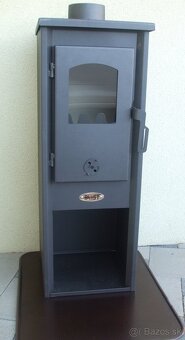 Krbove kachle do mensich priestorov. Vpredu dvierka zo sklom - 2